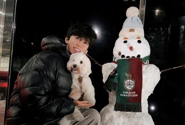 "스타만큼 멋진 팬들"…임영웅 반려견 생일에 국경 넘은 '선행'