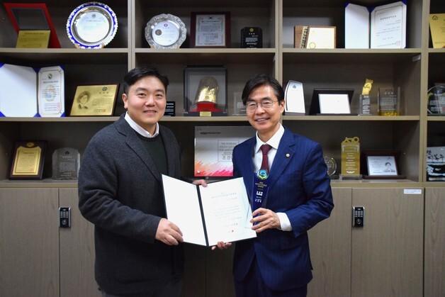 유기동물 자연사·길고양이 현실 고발…조경태 의원, 국감 부문 대상