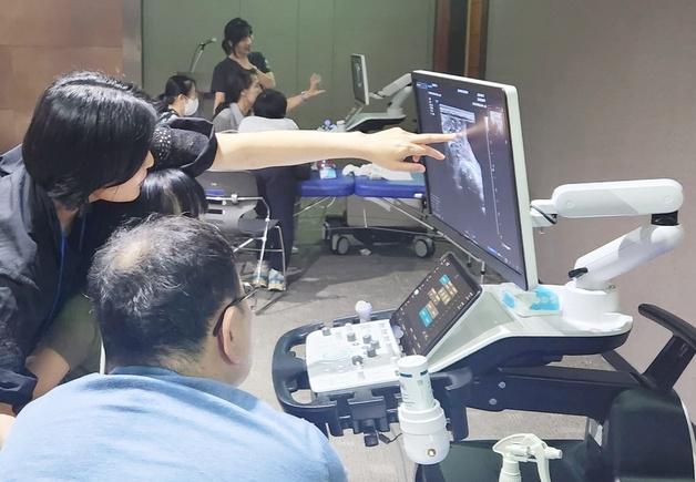 "동물병원 AI 초음파 실습하세요"…코벳, 벳 아카데미 23일 실시