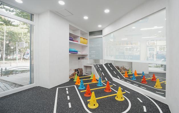 솔동물의료센터, 개원 10주년 맞아 양압수술실·재활치료실 확장