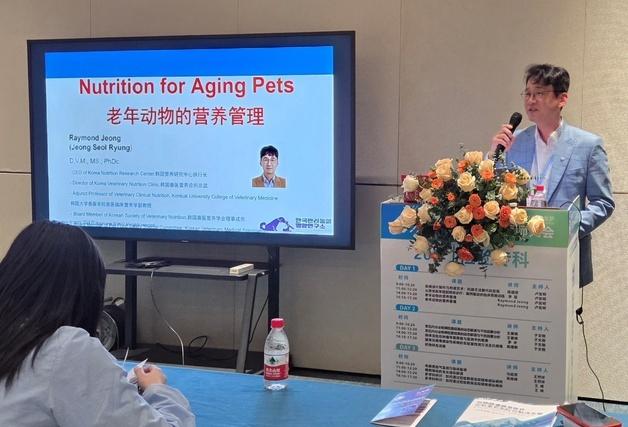 "반려동물에 건사료만? 여러 음식 먹이면 질병 발병률 낮아져"