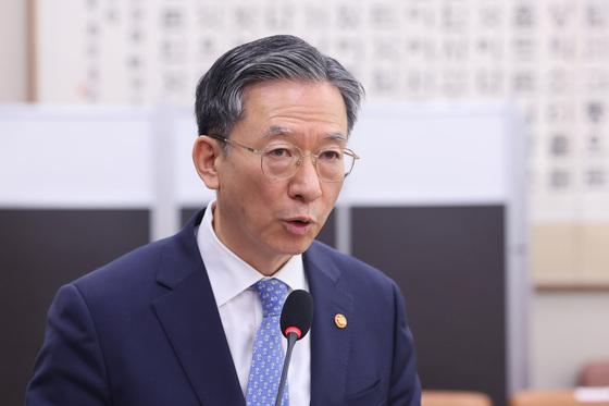 정성호 "동물학대 엄정 대응…'동물권' 사회인식 높일 것"