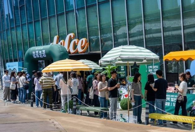 "매일 산책·월 구충·연 검진"…한강 킁킁쿵쿵 캠페인 400마리 참여