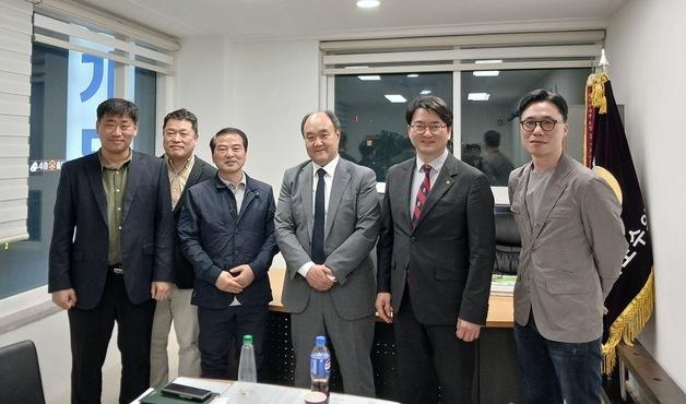 "공공동물의료 역할부터 정립해야"…수의계·경기도 정책 간담회