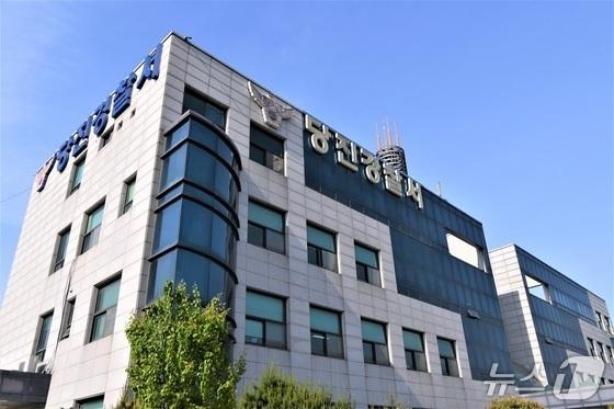 간식 주다 물리자 반려견 학대 후 죽게 한 20대 검거